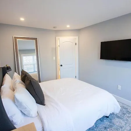 Alafia- Cozy Jfk Area Home - This Property Is A Hosted Property Meaning The Host Live On Site-3